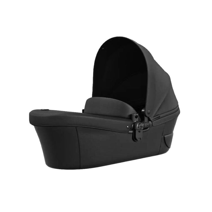 Xari Max Carrycot Black.