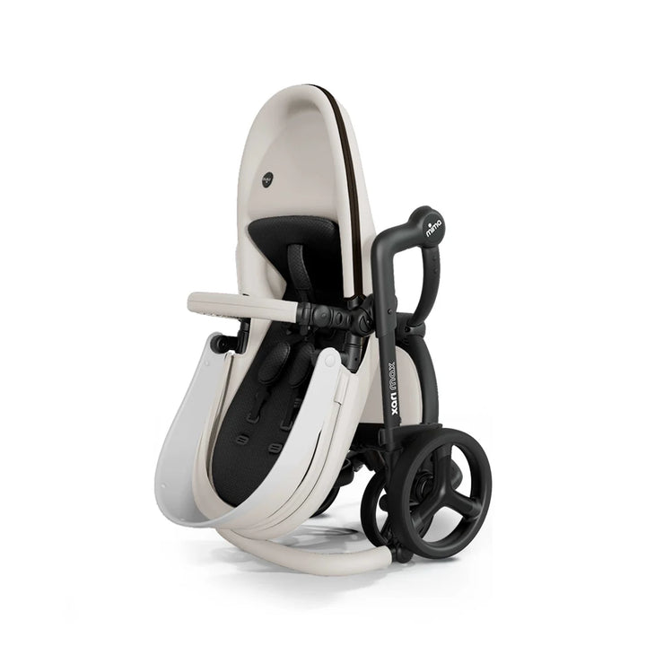 Mima Xari Max Stroller – Black/Snowhite/Black.