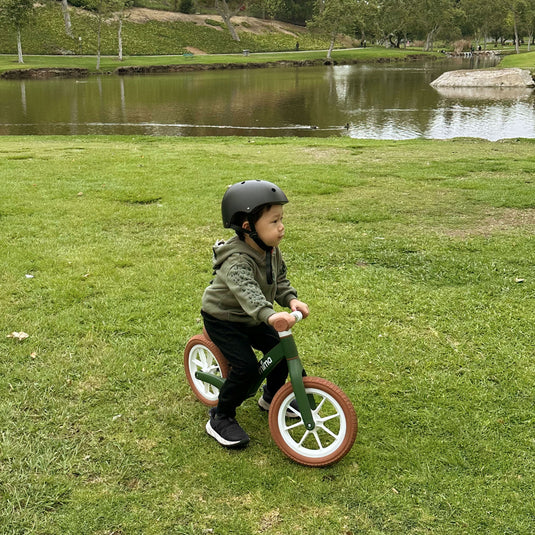 Mima Zoom Lite Balance Bike, Green.