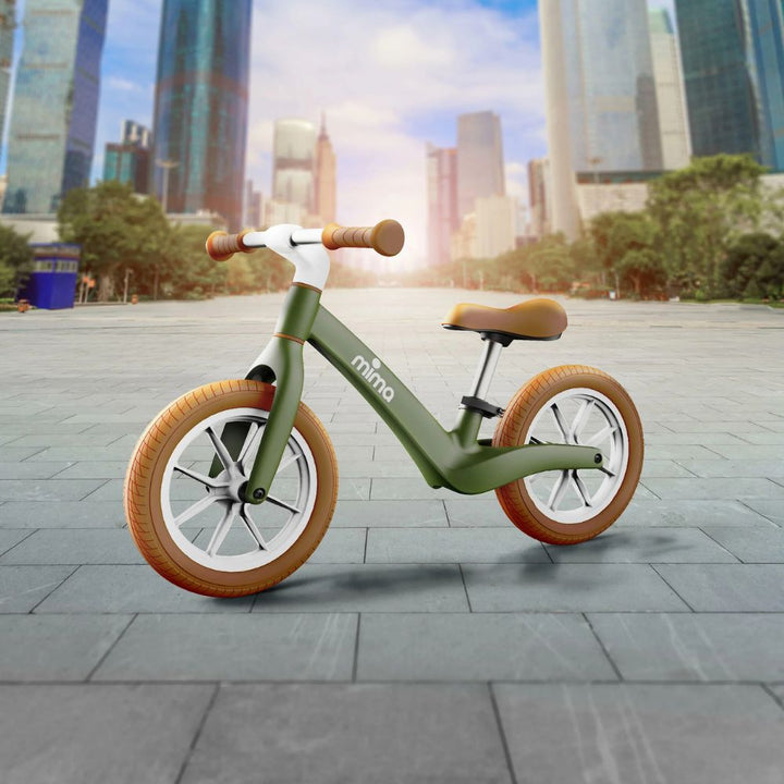 Mima Zoom Lite Balance Bike, Green.