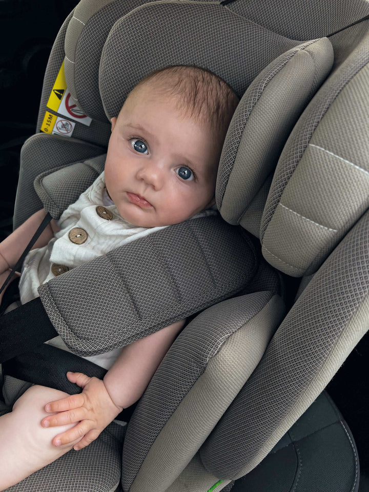 Foppapedretti iTurn i-Size Car Seat, Suitable for 0-12 Years, Booster Seat For Kids, Black.